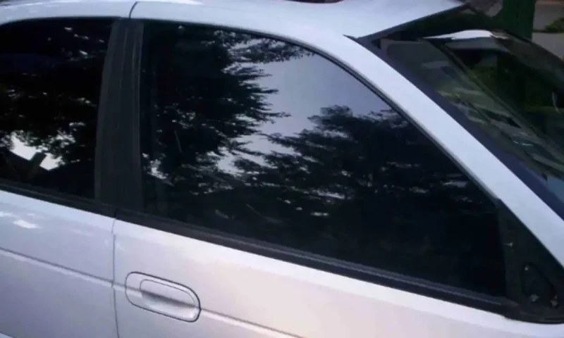 Sindh Govt initiates crackdown on fake plates, tinted windows, weapon display