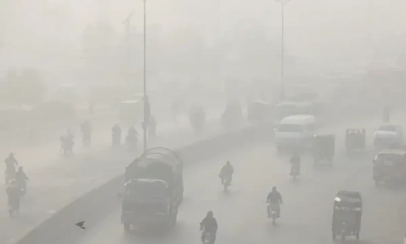 Smog: Lahore still the most polluted city in the world, red alert issued
