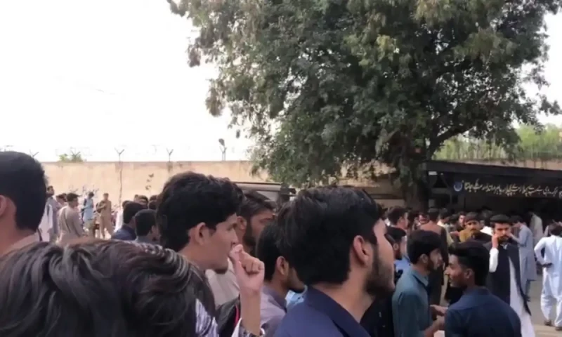 Violent clash at University of Haripur leaves several injured