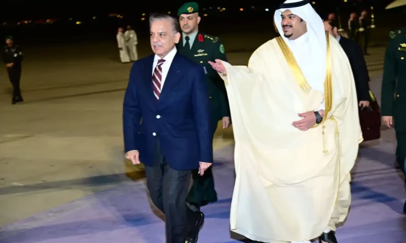 PM Shehbaz arrives in Saudi Arabia to attend Arab-Islamic Summit