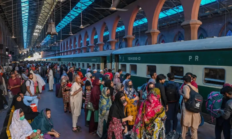 Number of railway passengers increased by 6.51m in 2023 to 24: data