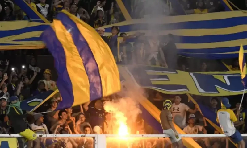 Three sought over murders of Argentine football hooligans