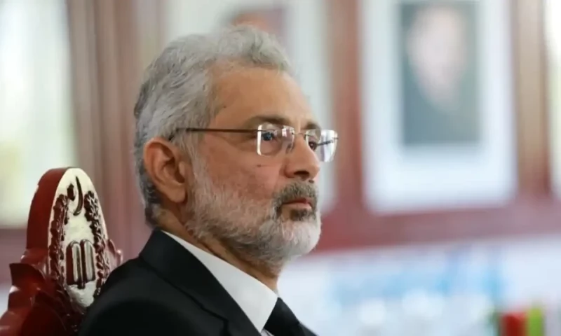 Government eyeing ex-CJP Faez Isa as the next chief election commissioner