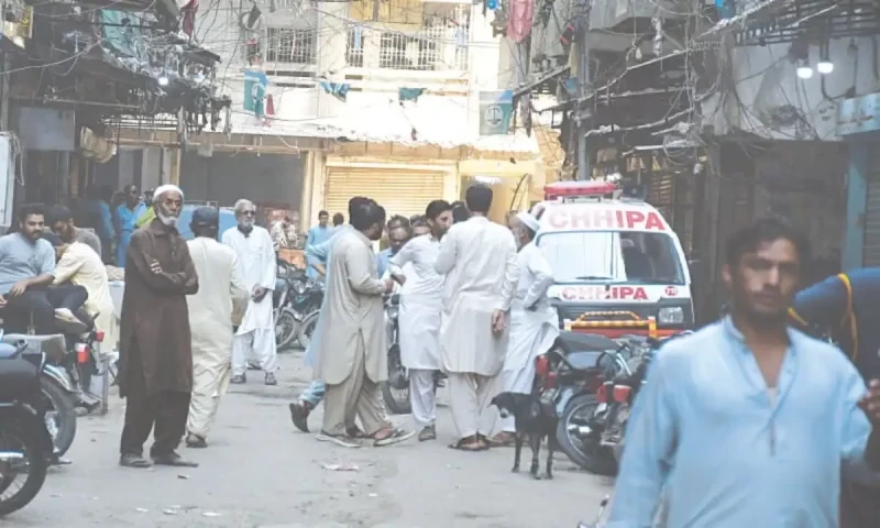 Body of old man found hanging in Karachi