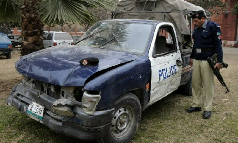 Suicide bombing targets police mobile in Charsadda