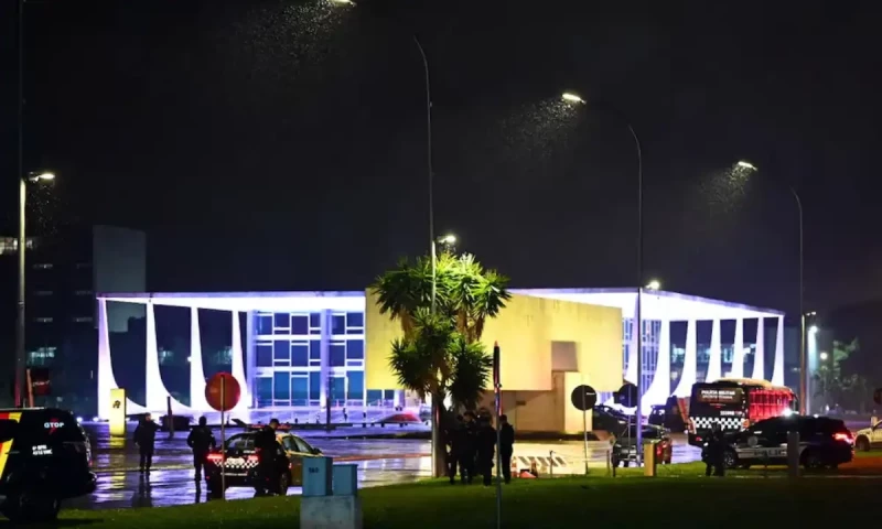 Suspected bomber dead after trying to enter Brazil&rsquo;s top court ahead of G20