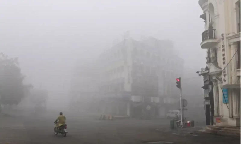 Pakistan&rsquo;s policies hazy as it fights smog