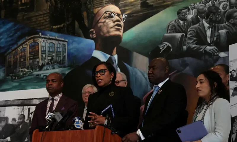Malcolm X&rsquo;s family sues US law enforcement agencies over his assassination
