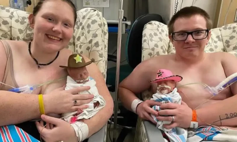 US woman finds out she is pregnant with quadruplets after going to doctor for sore throat
