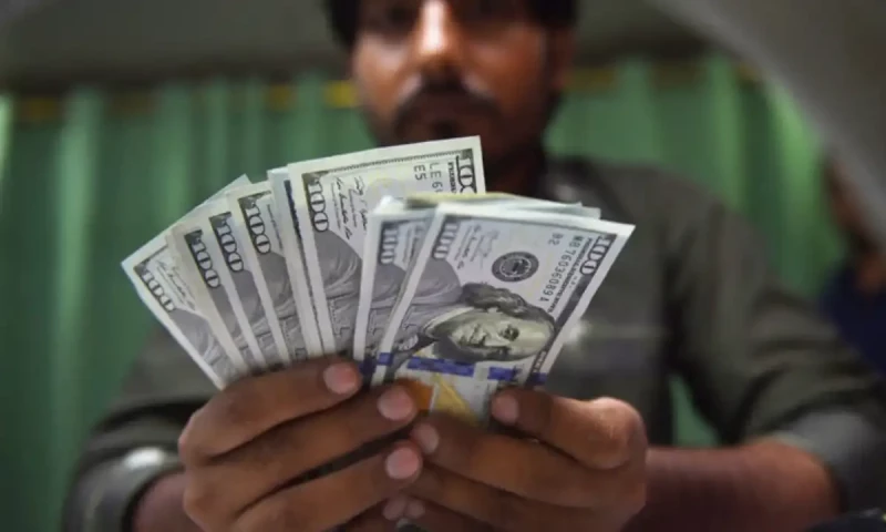 Rupee slightly decreases against dollar in interbank
