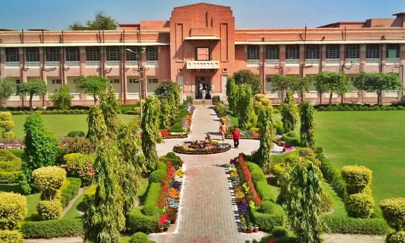 Punjab CM Maryam suspends seven officials over HIV outbreak at Nishtar hospital