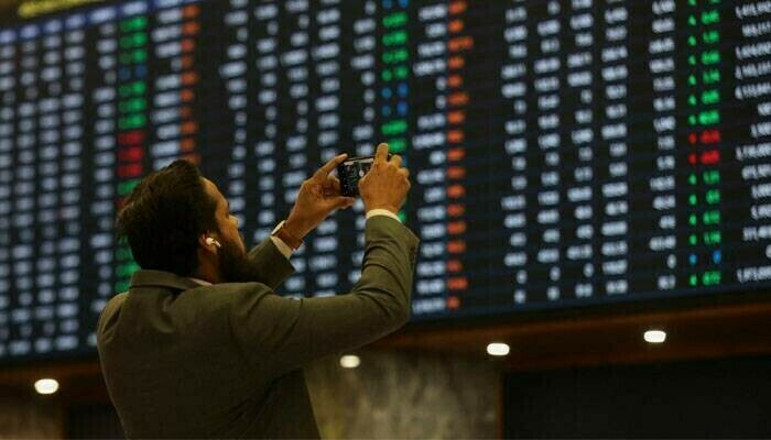 Pakistan Stock Exchange&rsquo;s benchmark index crosses 100,000 points for first time