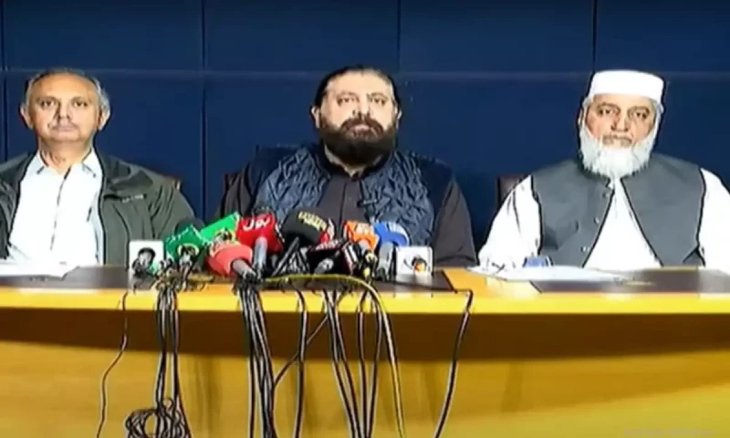 PTI&rsquo;s Akram puts rumours to rest by sharing Islamabad march death toll