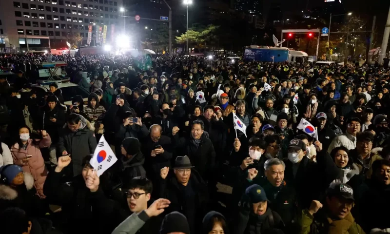 In pictures: South Koreans oppose President Yeol&rsquo;s martial law, lie on roads