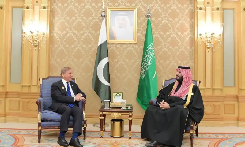 &lsquo;Looking forward&rsquo; to Pakistan&rsquo;s visit, Saudi crown prince tells PM Shehbaz