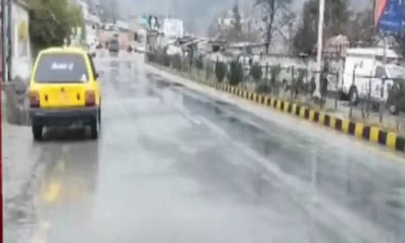 Heavy rainfall and snowfall cause temperature drop in Northern Regions, Balochistan