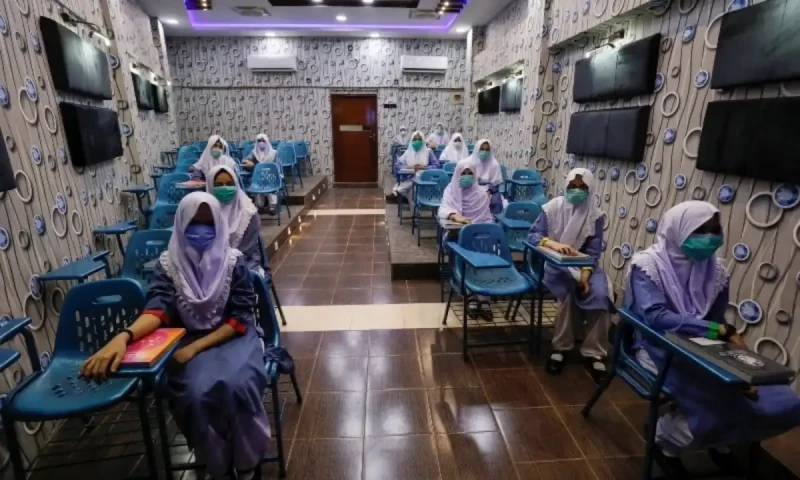 Sindh Education dept releases 2025 exam schedule for matriculation, intermediate students