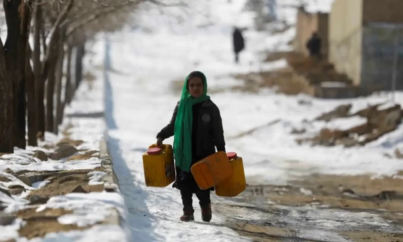 Severe cold wave hits Pakistan with heavy snowfall closing Karakoram Highway in Hunza Valley