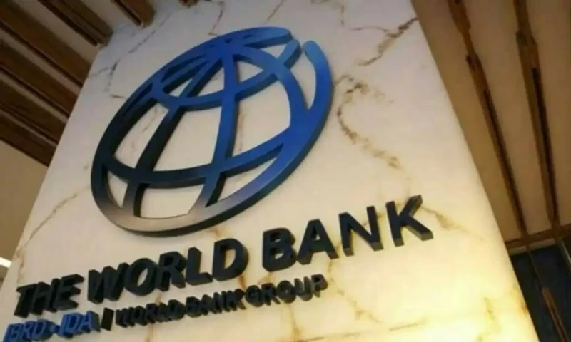 Govt refutes report World Bank cancelled Pakistan loan