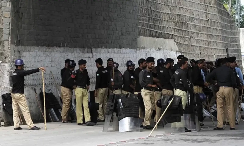Seven suspects assault and rob transgender individuals in Arifwala
