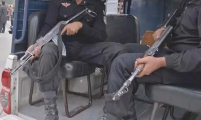 Proscribed criminal kills Elite Force official, injures another constable