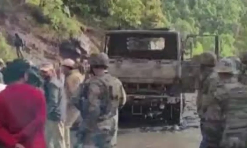 Five Indian soldiers killed, five injured in vehicle accident in IIOJK