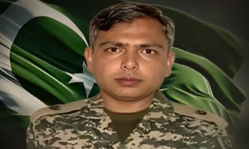 Major martyred, 13 terrorists killed in three separate KP operations: ISPR