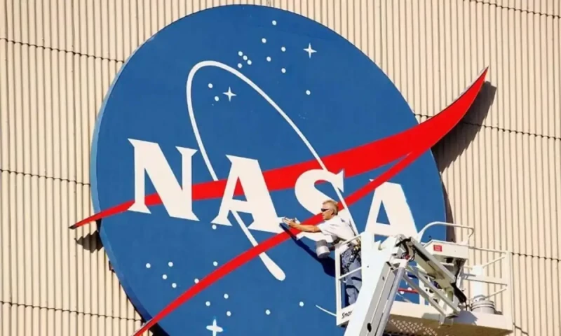 NASA spacecraft &lsquo;safe&rsquo; after closest-ever approach to Sun