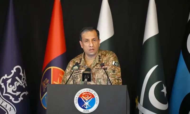 No political leader&rsquo;s ambition for power can surpass Pakistan&rsquo;s interests: ISPR DG