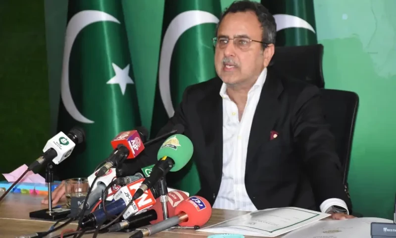 Energy minister says govt will end electricity buying, selling responsibility by 2025