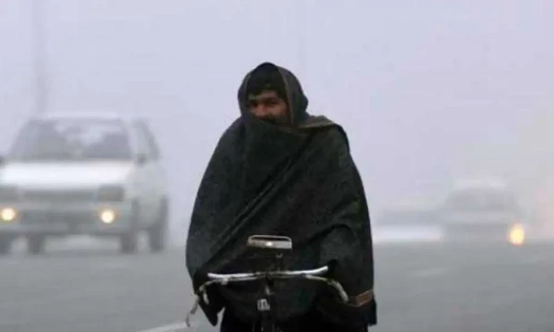 Freezing temperatures grip Pakistan: Karachi shivers, hill stations blanketed in snow