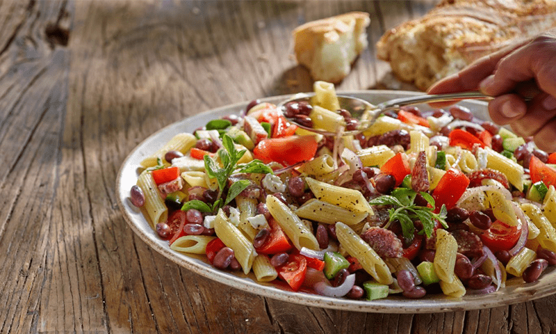 Quels sont les avantages et les inconvénients de manger des pâtes tous