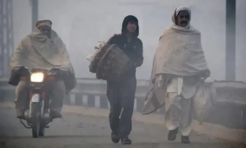 Cold wave intensifies across country