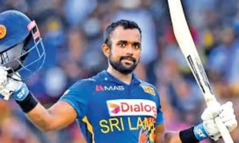 سری لنکن آل راؤنڈر چریتھ اسلنکا پی ایس ایل 10 کھیلنے کیلئے تیار سری لنکن آل راؤنڈر چریتھ اسلنکا پی ایس ایل 10 کھیلنے کیلئے تیار