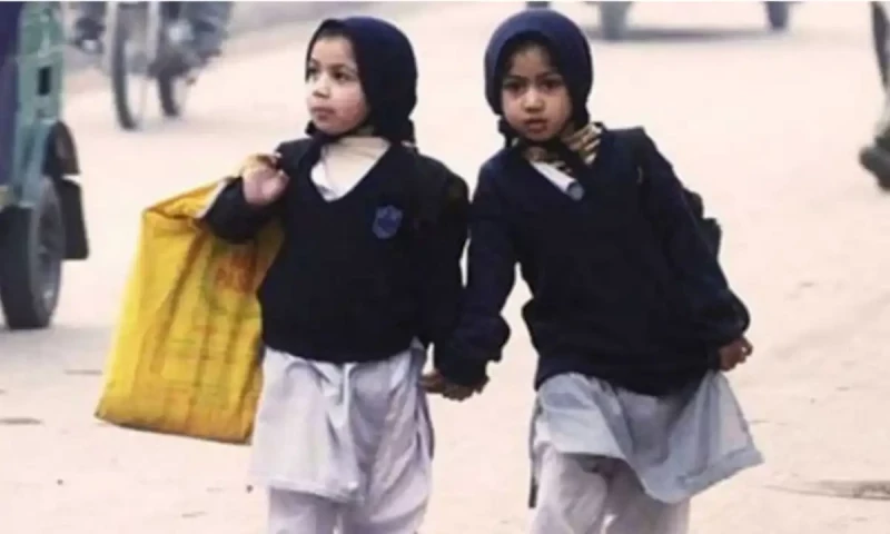 Punjab govt to provide warm clothing for schoolchildren