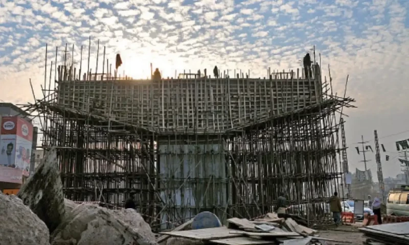 27 shops demolished to pave way for two flyovers in KP&rsquo;s Dera Ismail Khan