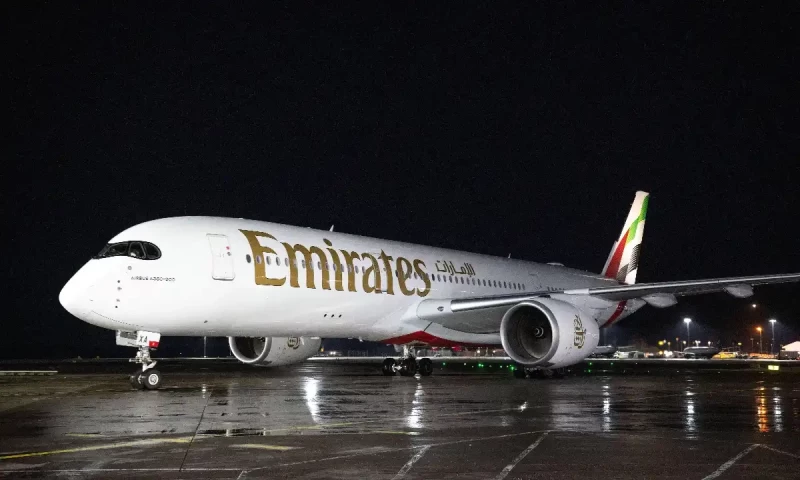 Emirates debuts Airbus A350 for Edinburgh route