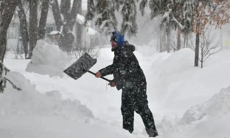 Major winter storm threatens 62 million across US