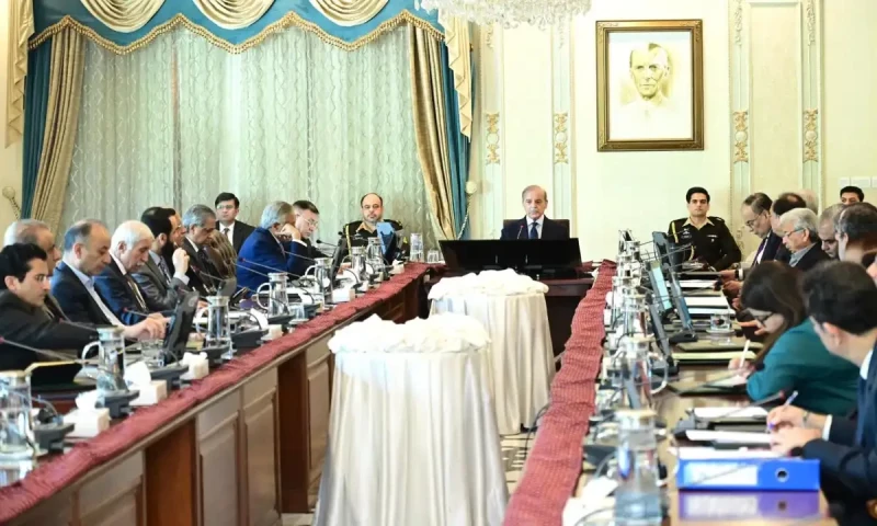 UAE agrees to roll over payment of $2b due by Pakistan