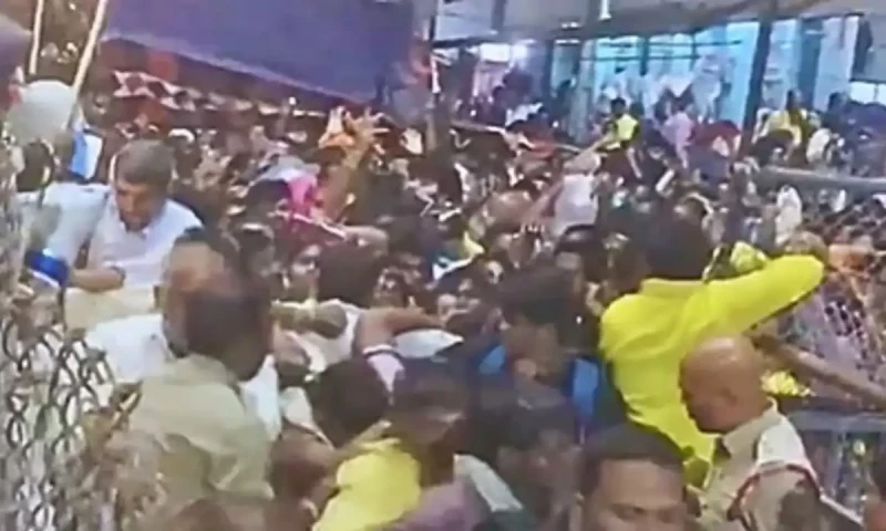 Atleast six killed in Tirupati temple stampede