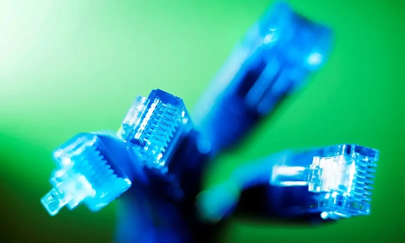 Slow internet: PTCL shares update on submarine cable issue