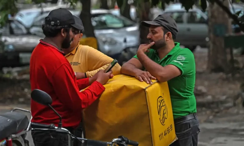 Internet slowdown, disruptions deal heavy blow to Pakistan&rsquo;s IT industry