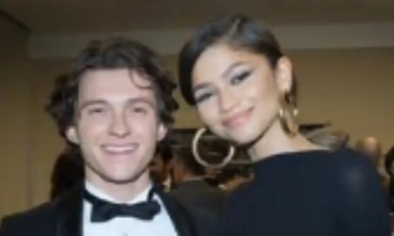 Tom Holland&rsquo;s father confirms engagement to Zendaya