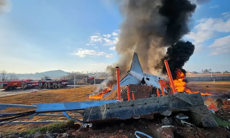 Jeju air crash: Black boxes stopped recording moments before disaster