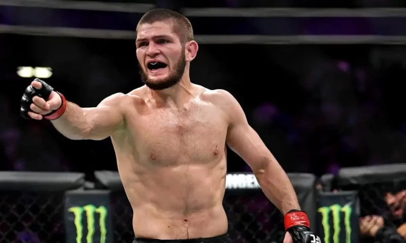 UFC legend Khabib Nurmagomedov escorted off flight after argument