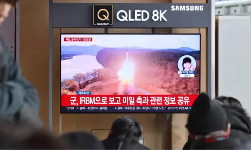 North Korea fires short-range ballistic missiles into sea