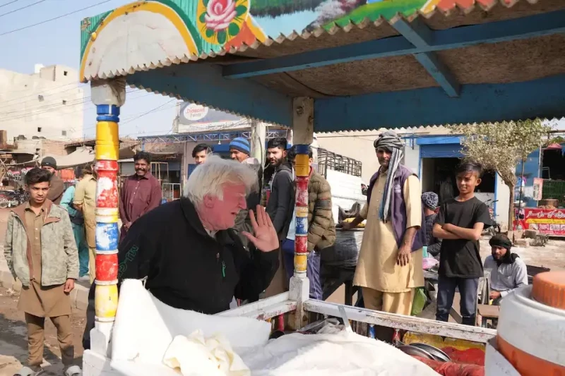 Trump look-alike sings to sell pudding in Punjab