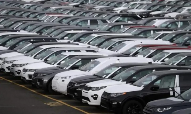 Car sales in Pakistan jump 51.32% in first half of FY 2024-25