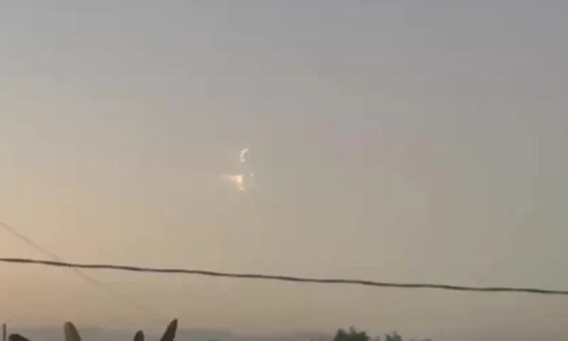 SpaceX&rsquo;s Starship explodes in flight test, forcing airlines to divert