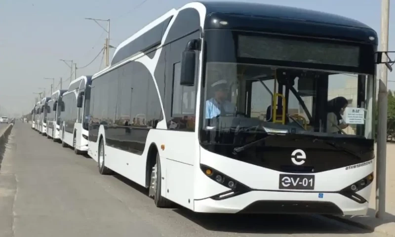 Sindh to have 8,000 electric buses in three phases for Karachi